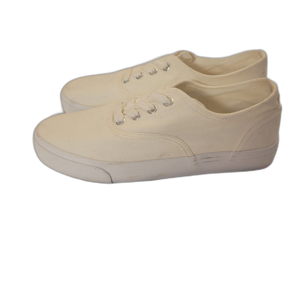 Classic White Canvas Low-Top Casual Sneakers Size 9